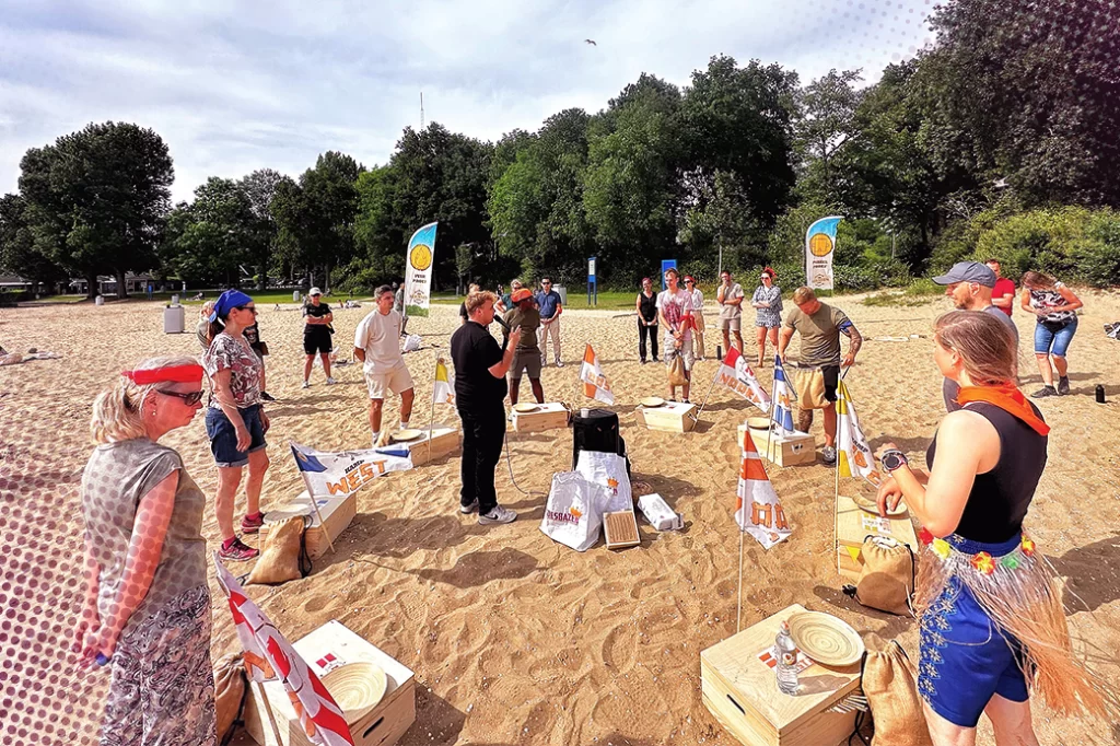 Expeditie Robinson | The Robinson Game | Uitjesbazen | Bedrijfsuitje - Teamuitje - Afdelingsuitje - Teambuilding - Personeelsuitje - Groepsactiviteit